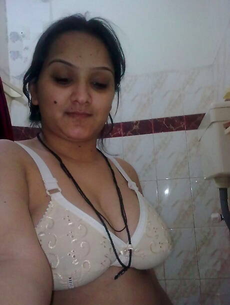 Fuck My Indian GF are excited to present you with a photo gallery showcasing Indian Babe in hardcore sex scene